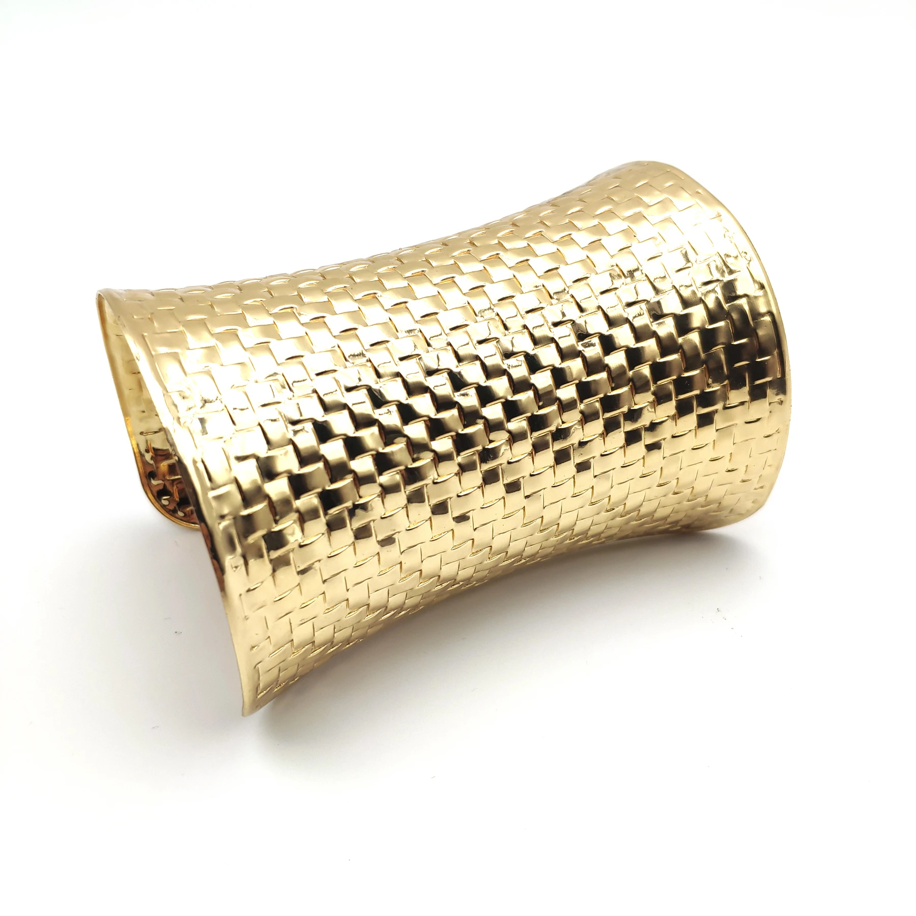 Golden Mosaic Pattern Wide Opening Arm Bracelet for Women Men Simple Punk Metal Cuff Bracelets Bangles Trendy Tibetan Jewelry