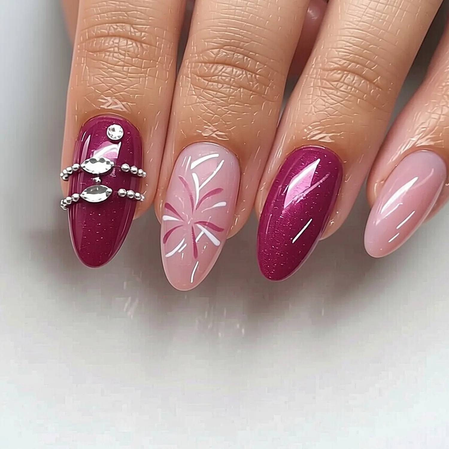 

24pcs Cat's Eye False Nails Simple Rhinestone Steel Ball Design Fake Nails Press on Almond Detachable Finished Manicure Tips Art