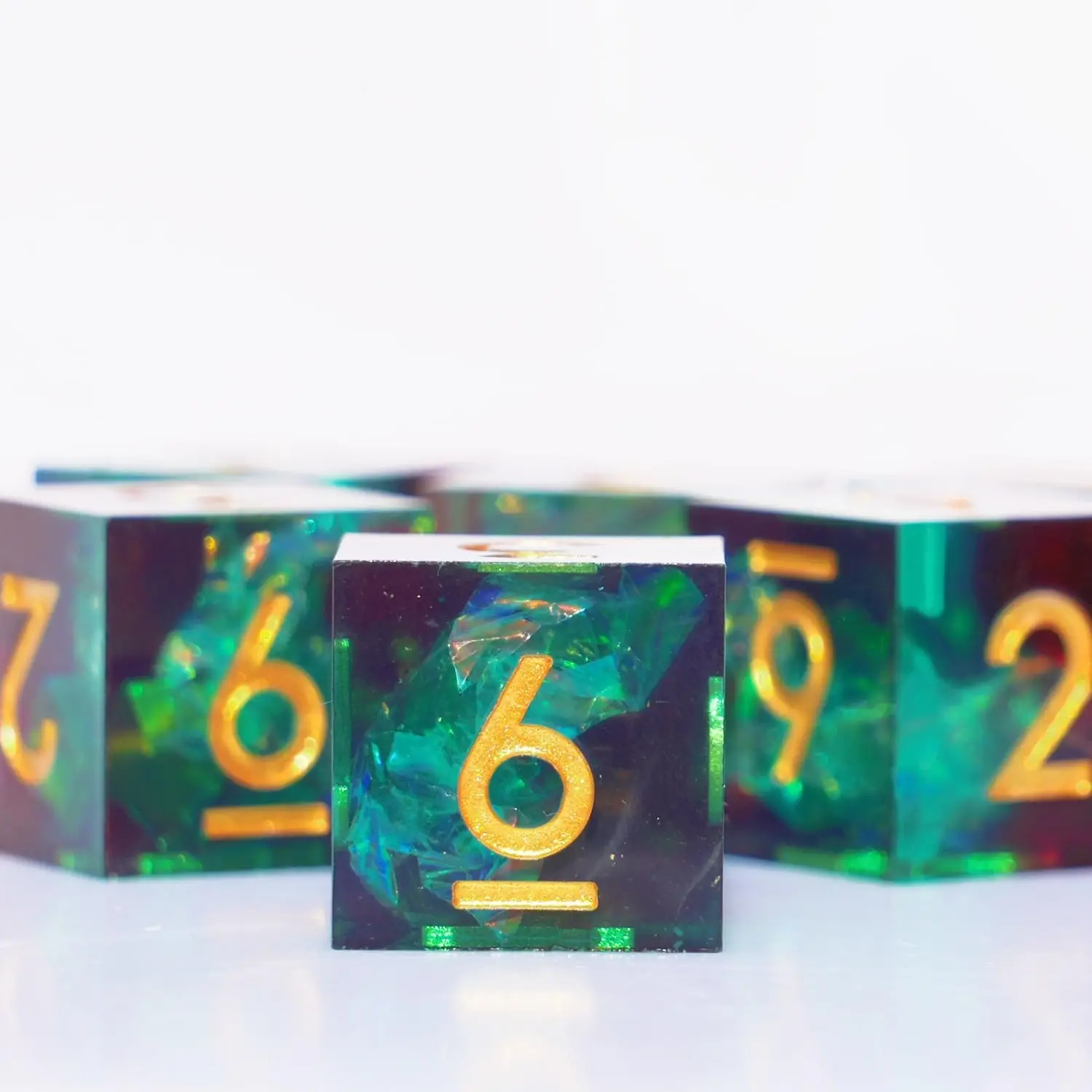 D6 الراتنج النرد ، الراتنج النرد متعدد السطوح الجدول لعبة RPG مجلس لعبة ، الرياضيات تعليم هالوين هدية النرد الملحقات D20 D12