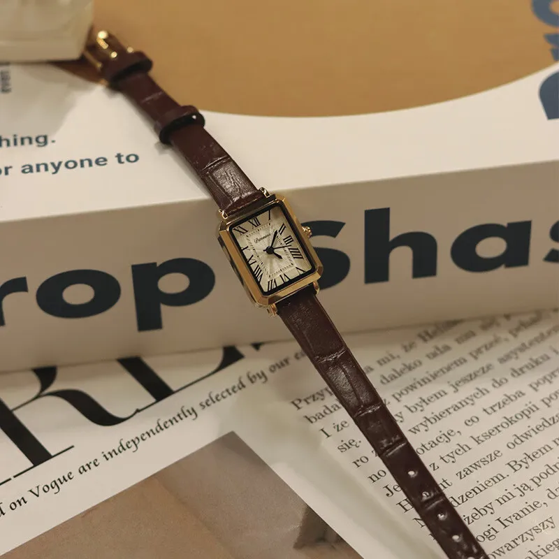 

Vintage Leather Strap Watch For Women, Antique Style Watch, Ladies' Timepiece, High-Quality Women'S Wristwatch, Unique Watch.