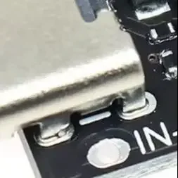 لوحة شحن بطارية ليثيوم صغيرة جدًا 1A 3.7V4.2V وحدة شاحن Type-C مع لوح حماية