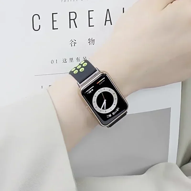 Correa de reloj deportivo para Huawei Fit 2, pulsera de vitalidad transpirable de silicona para reloj inteligente Huawei Fit2, accesorios para correas de reloj