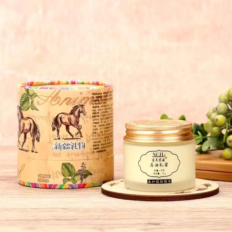 

Xinjiang Horse Oil Emulsion Cream, Hydrating Moisturizer Non-Greasy, Vanilla Junlan​