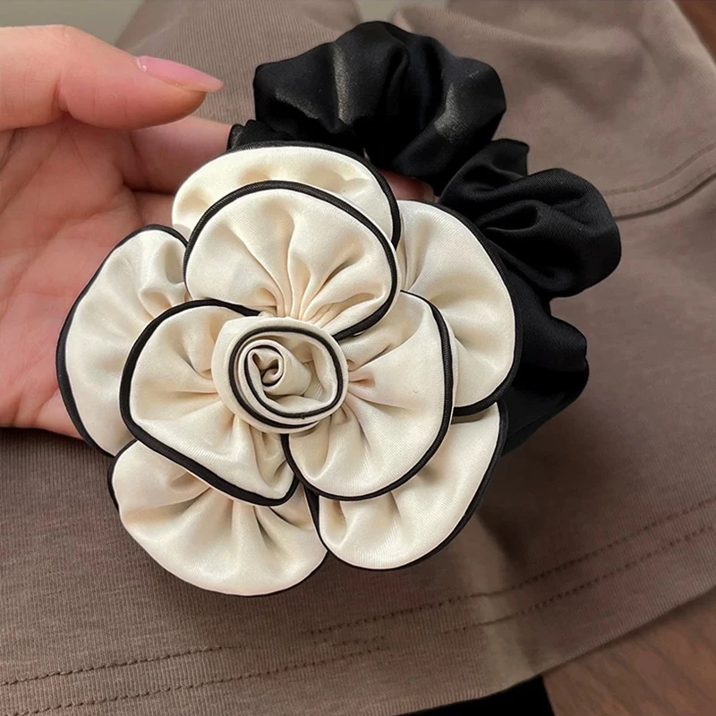 1 Stück elegantes Haarband im koreanischen Stil mit Kamelienmuster, hochwertig, modisch und stilvoll, hochelastisches Band, geeignet für Duttfrisuren und Pferdeschwänze. – Detail 5
