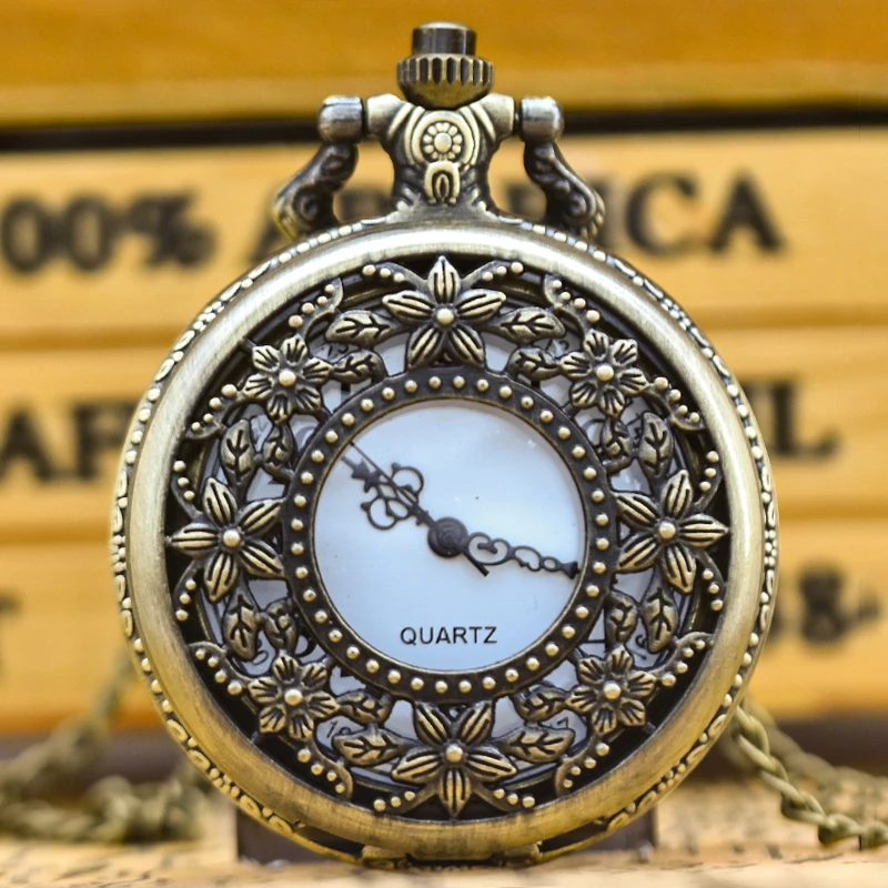 Vintage Bronze Clamshell Necklace Quartz Pocket Watch Fashion Jewelry Gift For Male And Female Students