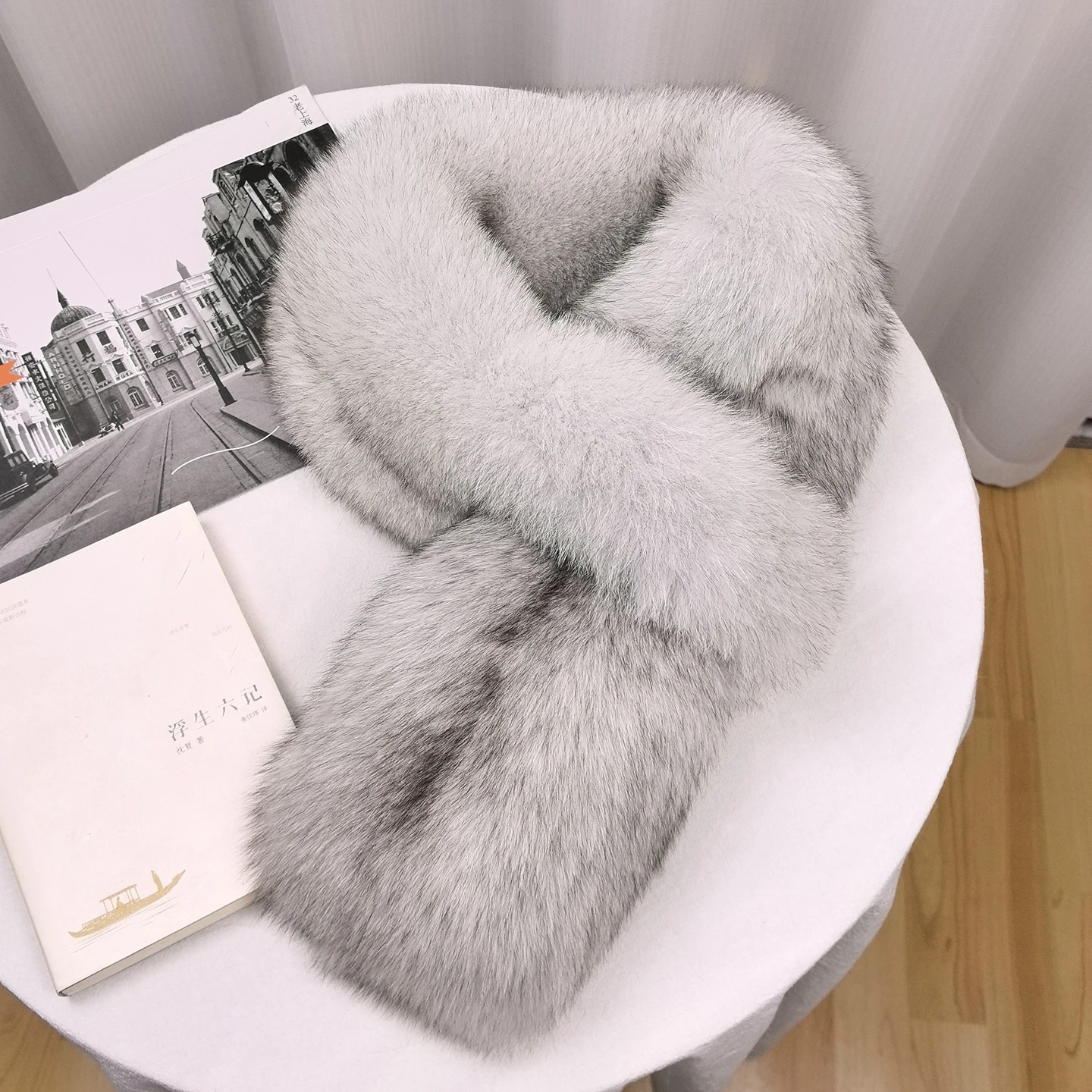 

Besfilin Natural Real Luxury Fox Fur Scarf Thickened Keep Warm Double-Sided Fashion Accessory for Women for Autumn And Winter