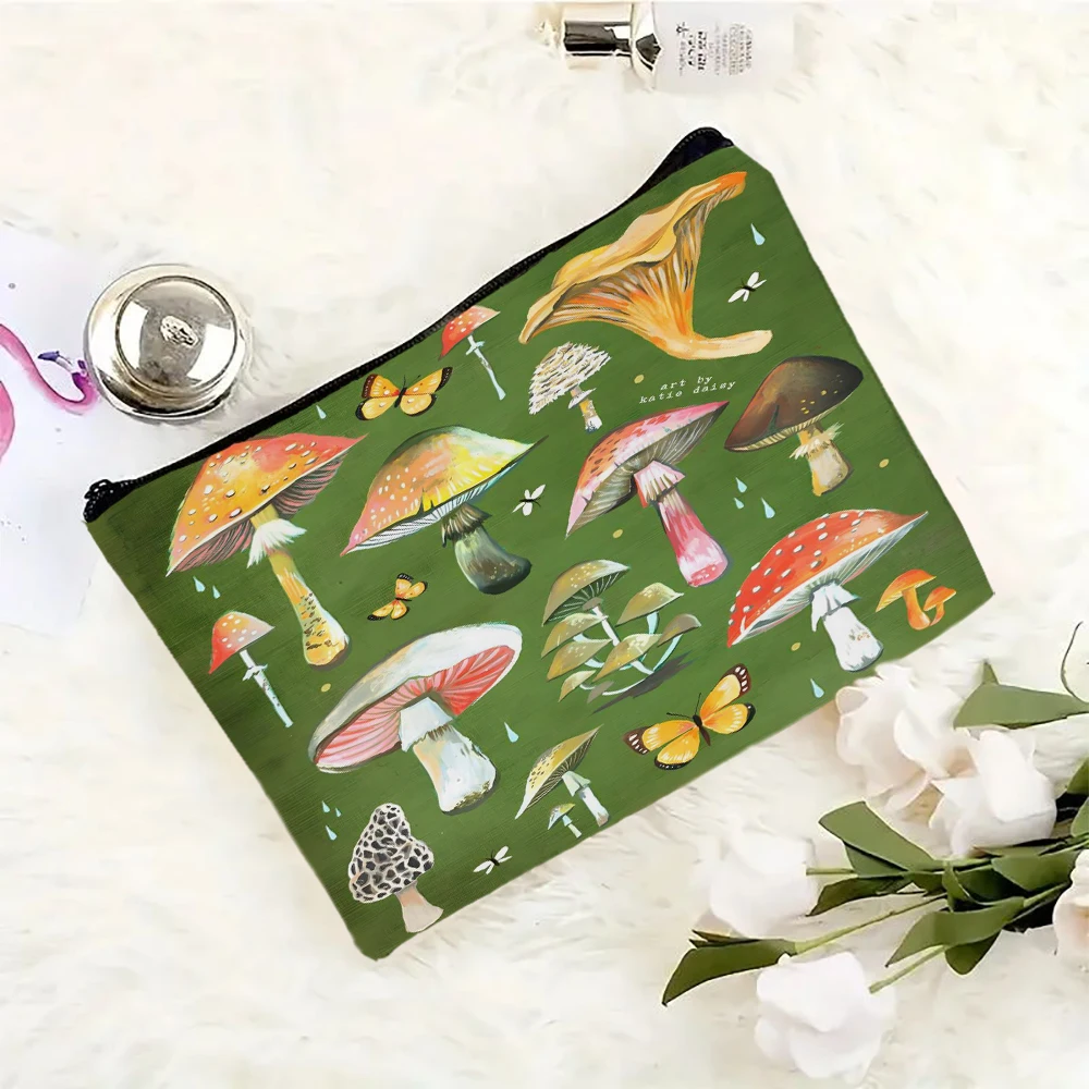 1pc Cartoon Mushroom Print Makeup Bag Coin Purse Toiletry Travel Bag Professional Makeup Suitcase Women Cosmetic Cases view 3