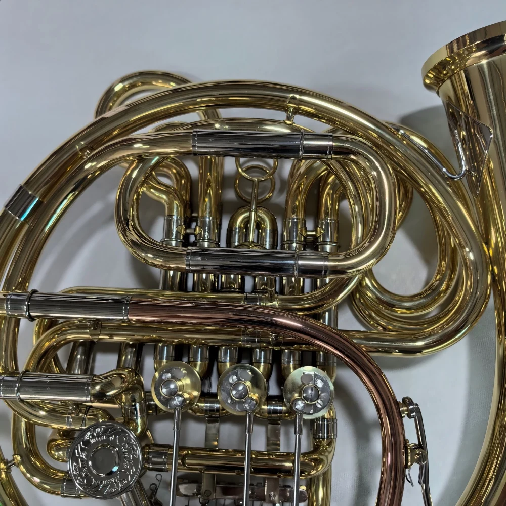 French Horn Ganda F/Bb Berkualitas Tinggi dengan Material Kuningan Kuning Harga Pabrik