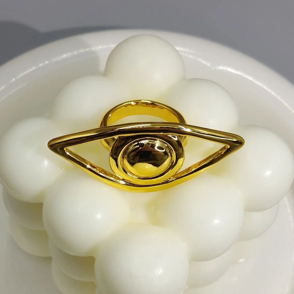 2026 Spanish Rock Hip Hop Style Gold Silver Eye Shaped Ring Jewelry Accessories Couple Gift