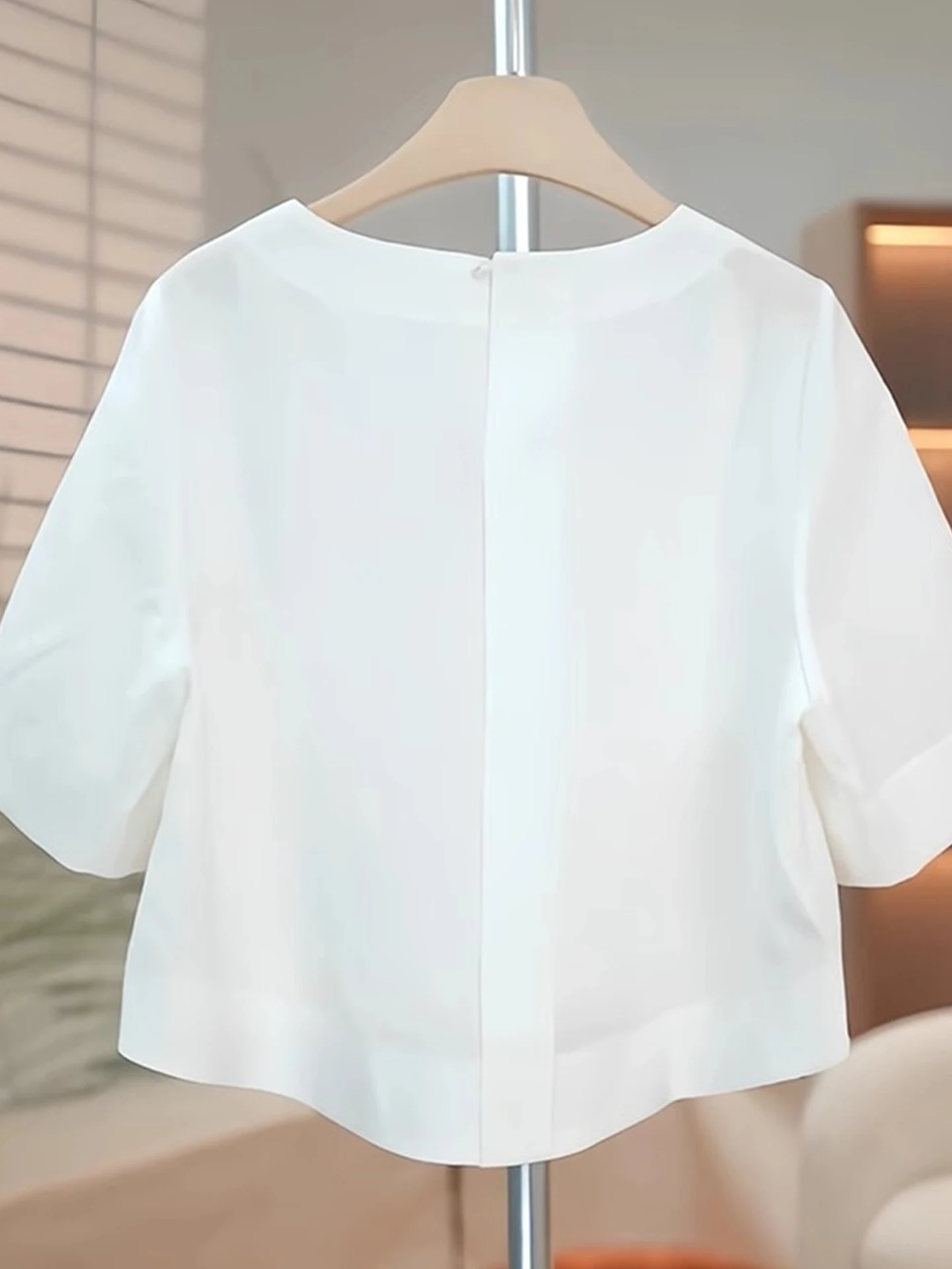 Loose  Color round Ne T-irt Women's Faionable Oversize Pullover Top Slimming Design Korean Sle Commute Wind