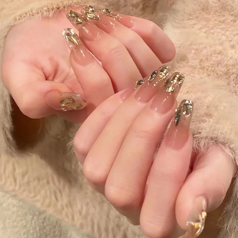 A Whole Pack of 1440 Nail Art Decorations in Champagne Color, Similar to the Style of the Temperature Fairy, Including Flat-Bottomed and Irregular-Shaped Rhinestones, Water Drop and Heart-Shaped Rhinestones