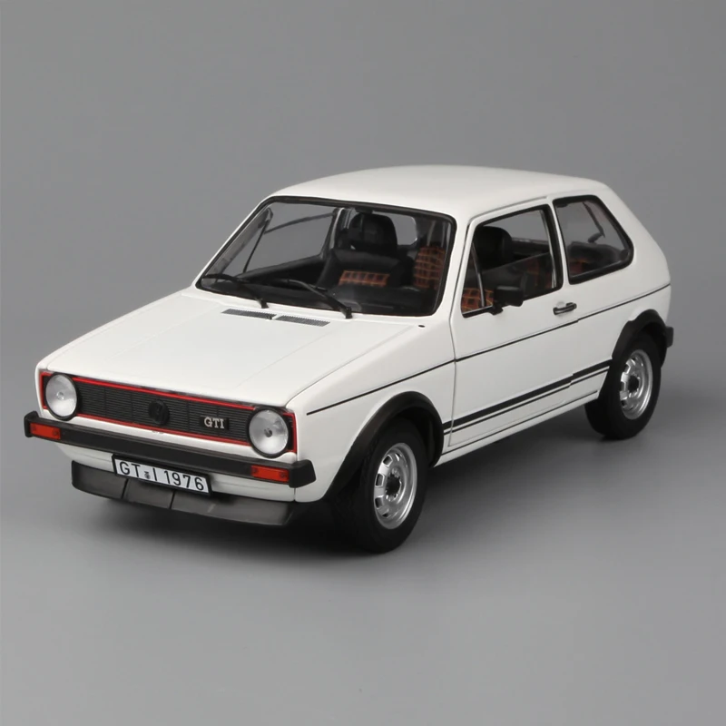 

NOREV 1:18 Golf GTI Первое поколение, полнооткрытая имитация модели автомобиля из сплава