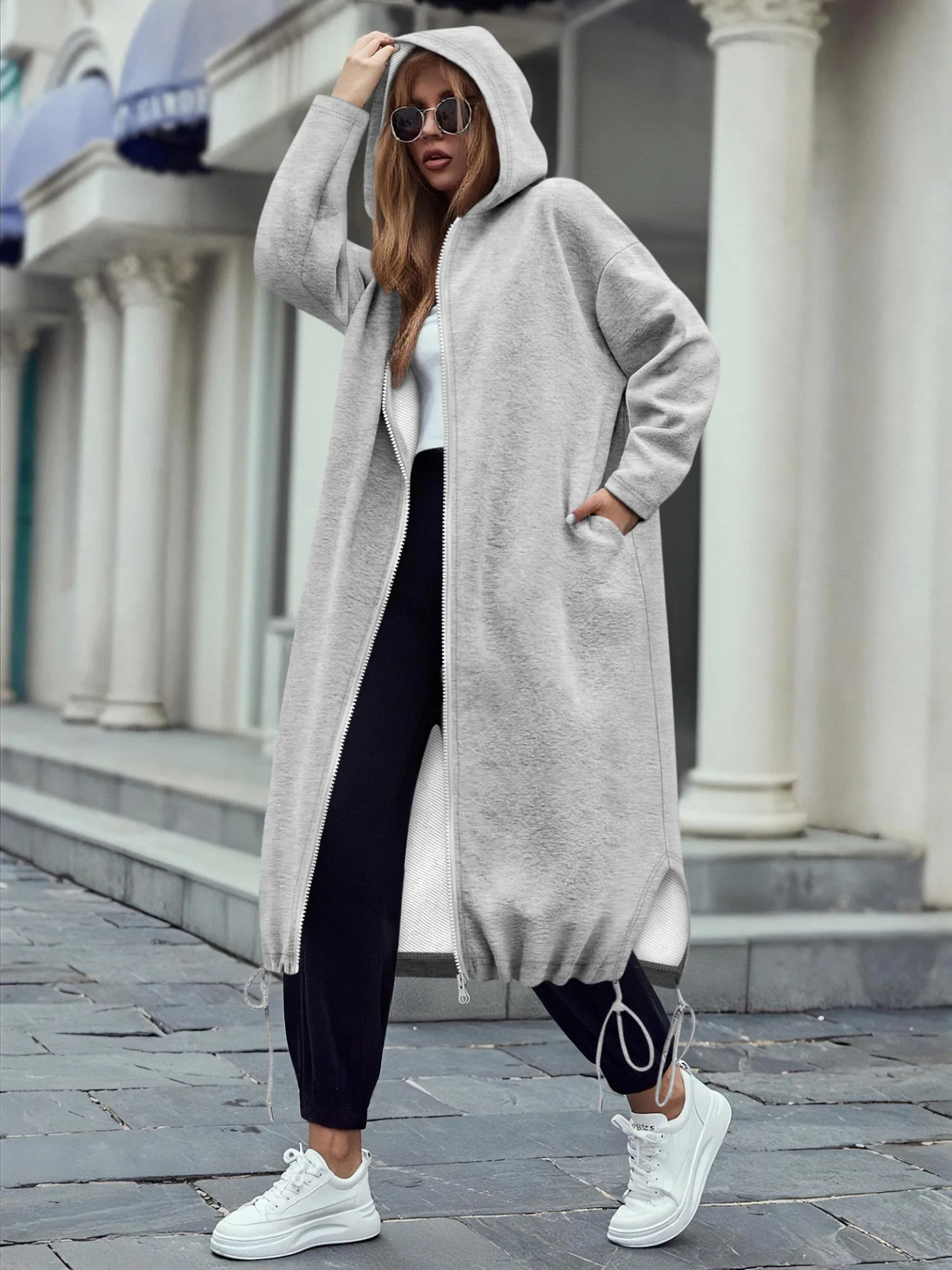 

Европейско-американский удлиненный худи в стиле INS, одобренный инфлюенсерами, свободный крой, стройнящий силуэт, на молнии, длина ниже колена, повседневный тренч для женщин