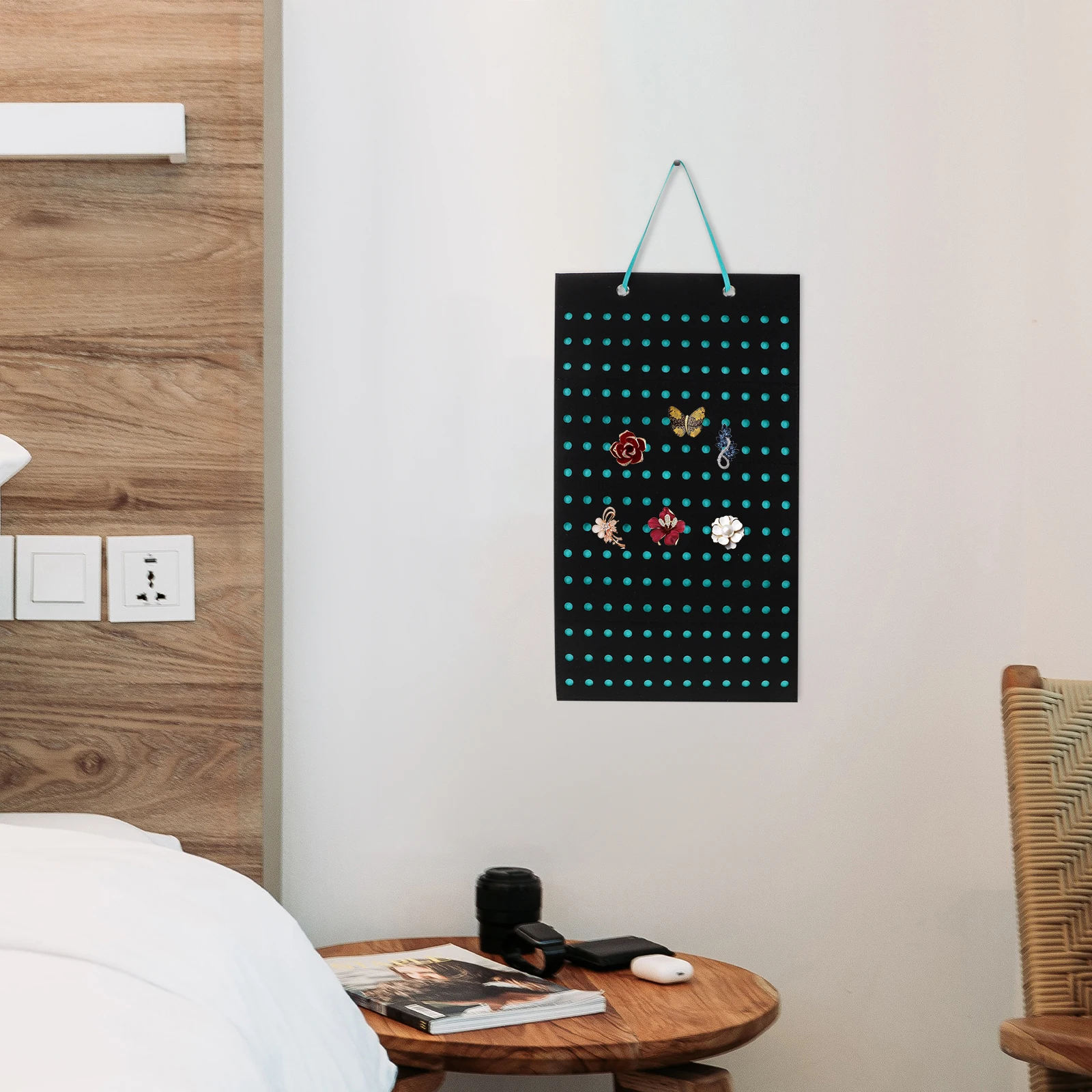 

Pin Badge Display Stand Felt Organizer Bag Necklace Holder Storage Case Multifunctional Wall Hanging Jewelry Collection