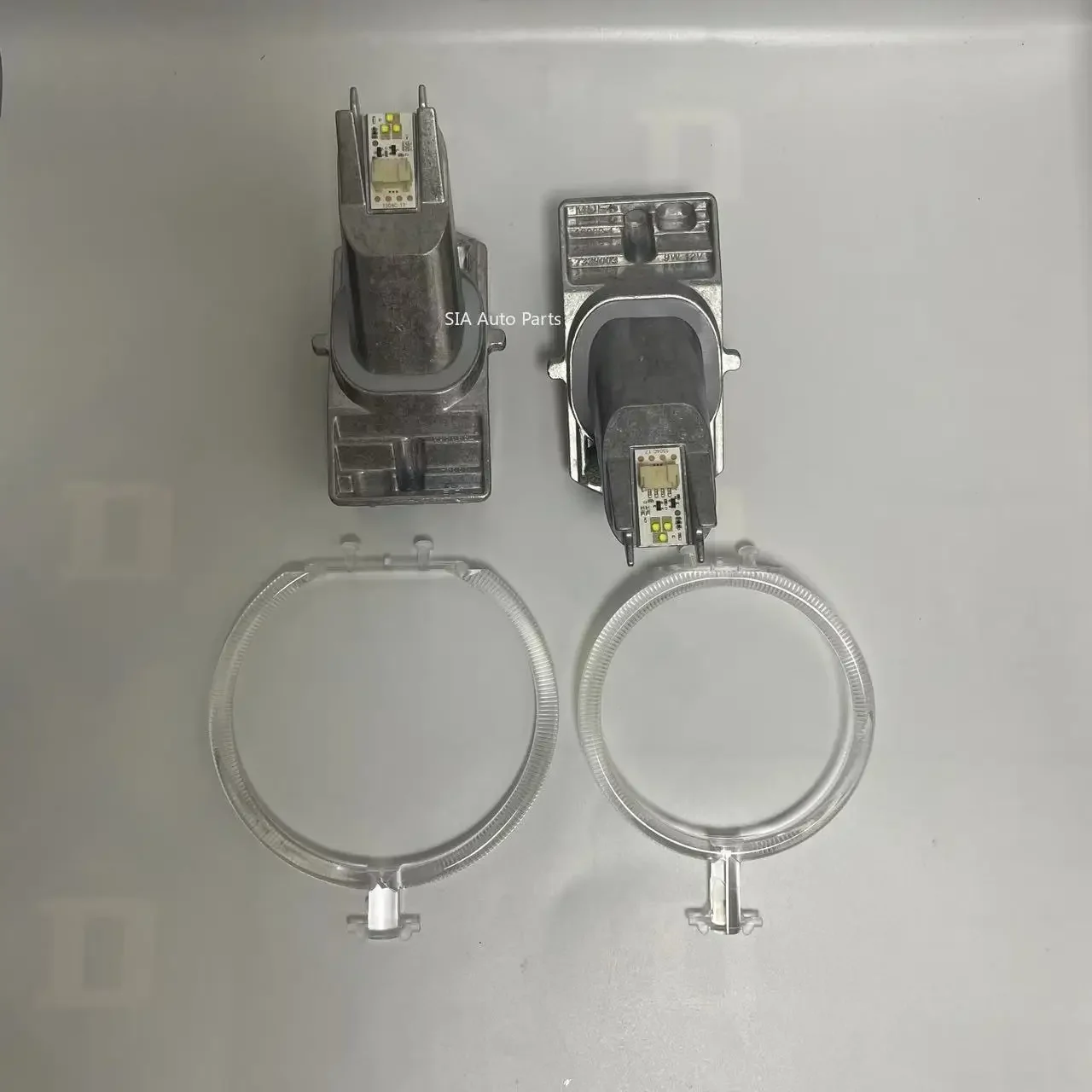 

For 2013-2015 BMW F01 F02 Xenon Headlight Angel Eye Module White DRL Chip Ballast Circuit Board Chip DRl Light Guide Lamp Tube