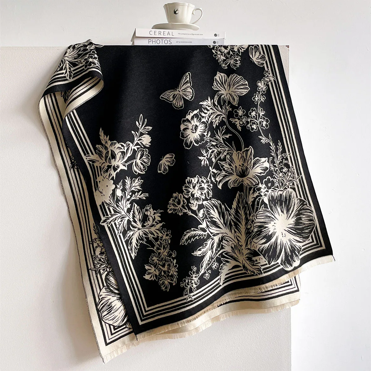 High Texture Vintage Floral Butterfly Cashmere Feel Scarf For Women Oversized Fringed Shawl All Match Autumn Winter Fashion