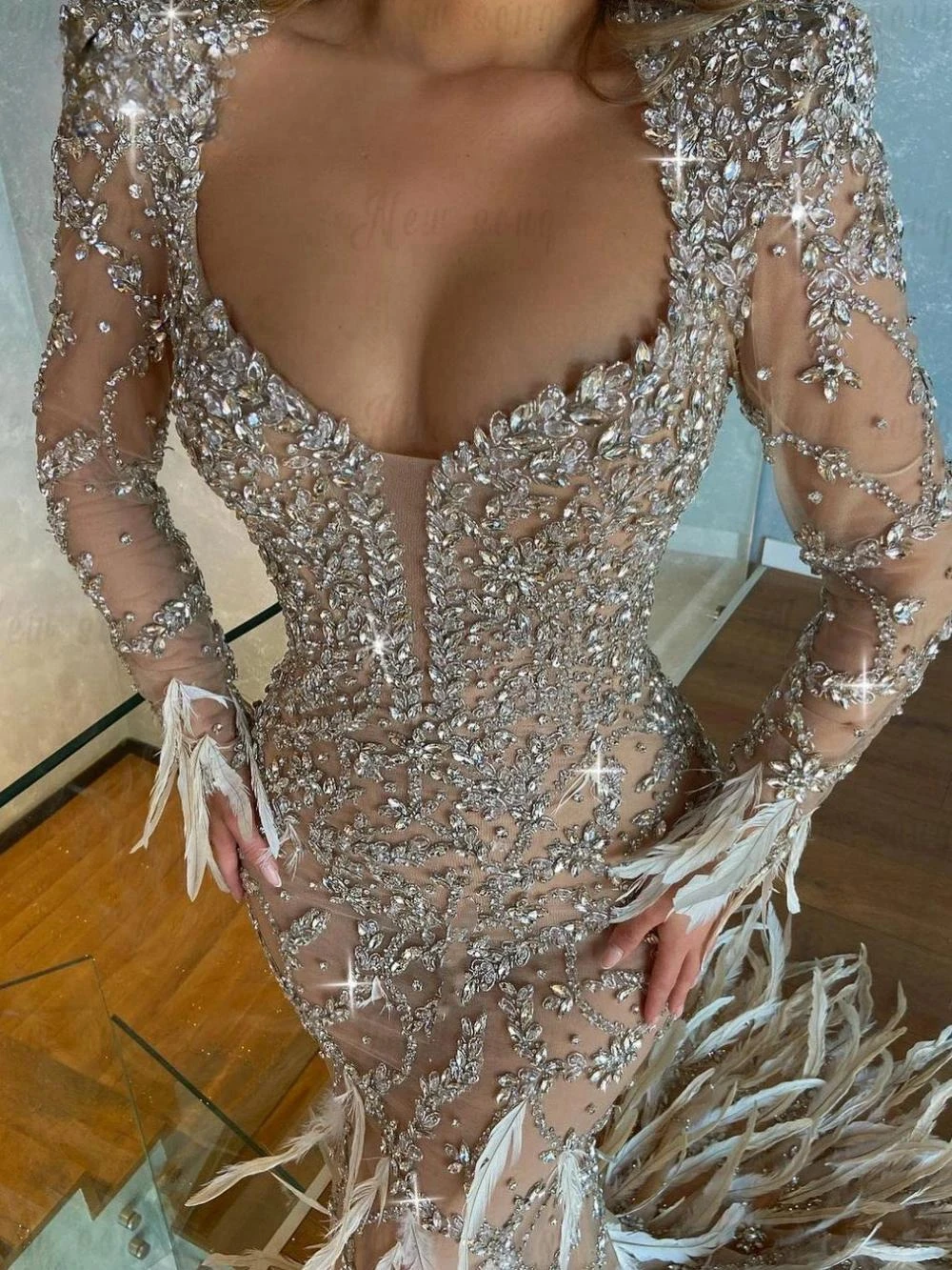 2025 Luxury Glitter Rhinestones Prom Gown Sexy Illusion Cocktail Dresses Feather Mermaid Evening Dress Customized Robe De Mariée