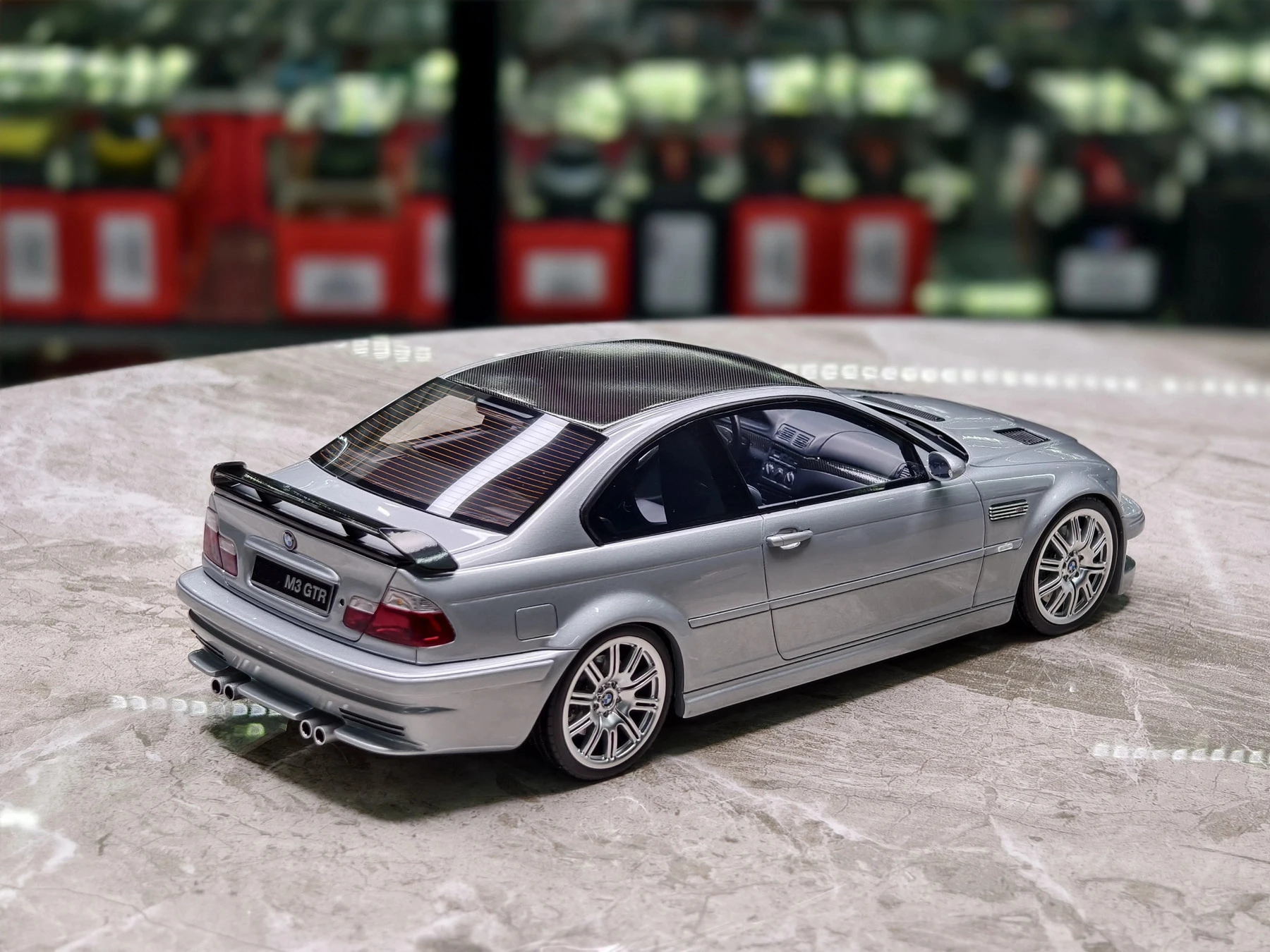 OTTO 1:18 E46 M3 GTR شارع تيتان 2001 محاكاة طبعة محدودة الراتنج معدن ثابت سيارة لعبة مجسمة هدية