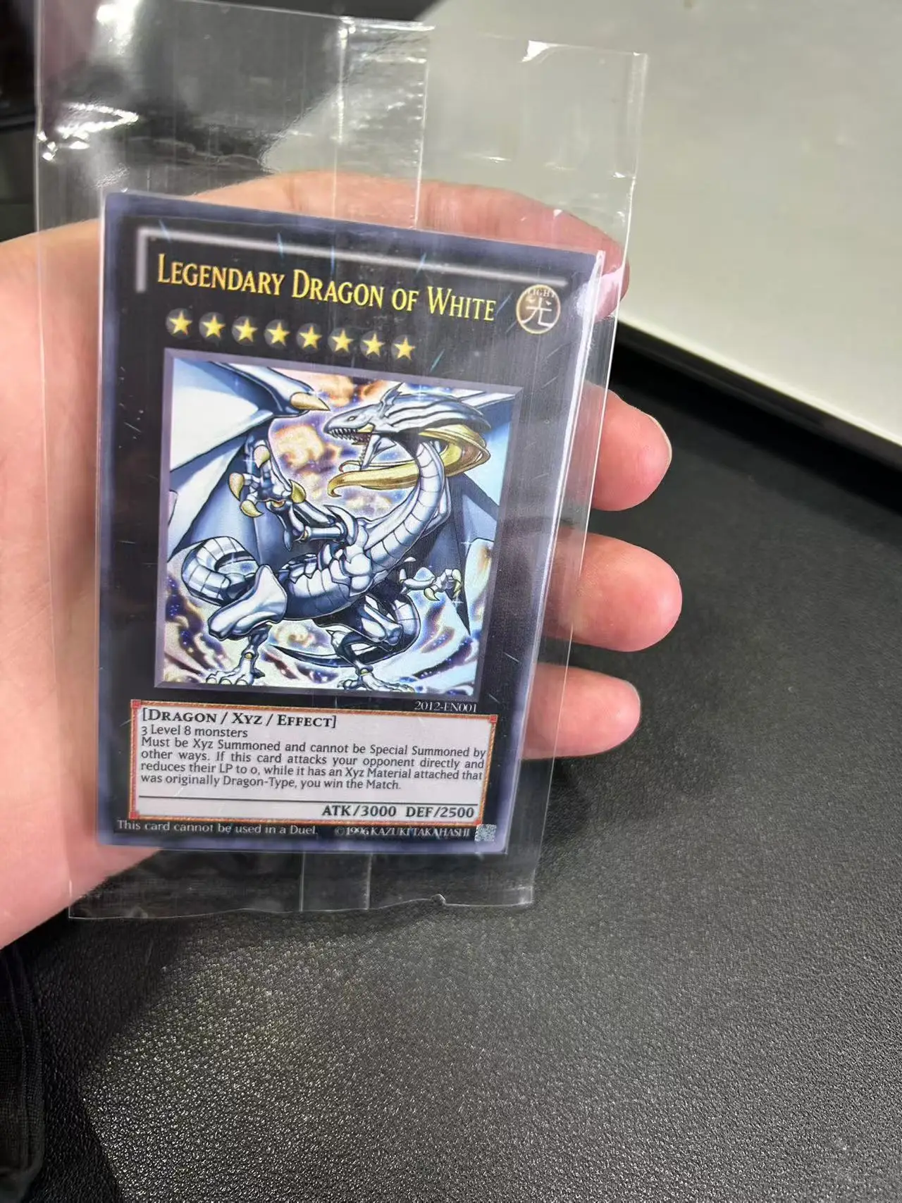 Yu Gi Oh Ultra Rare/UR TCG Legendary Dragon of White(2012-EN001) Angielska kolekcja prezentów Karta zabawkowa (nieoryginalna)