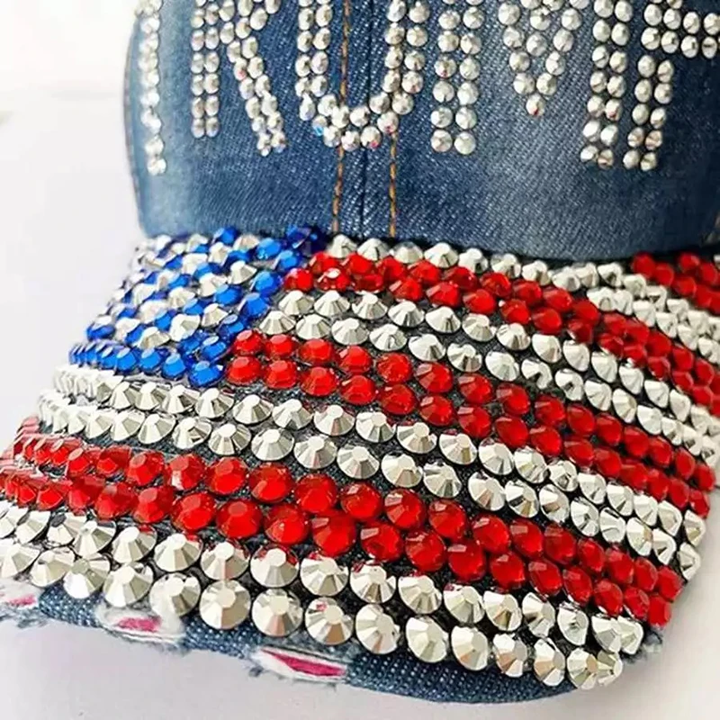 Topi Hari Pemilihan Patriotik, Hadiah untuk Penggemar TRUMP, Aksesoris Modis, Topi Baseball Berkilau, Denim Bling, Batu Kristal, Bendera USA, 2024 MAGA, Topi Ayah