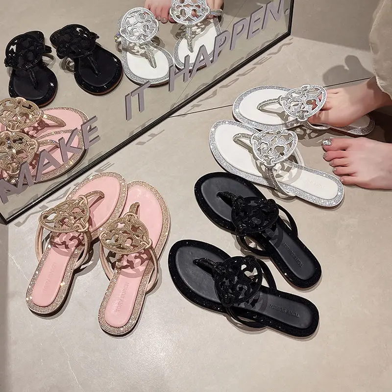 Chanclas de lujo con incrustaciones de diamantes para mujer, zapatos planos informales con remaches, estilo de vacaciones en la playa, 2024