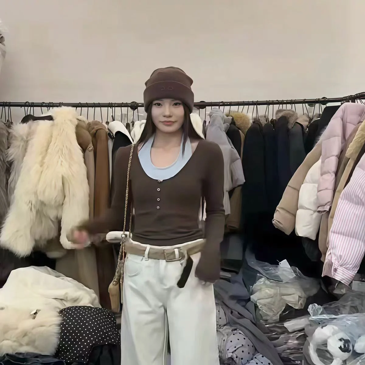 2026년 봄 초 한국 슬림핏 롱 슬리브 브이넥 티셔츠 여성 베이스 레이어 하이웨이스트 코튼 블렌드