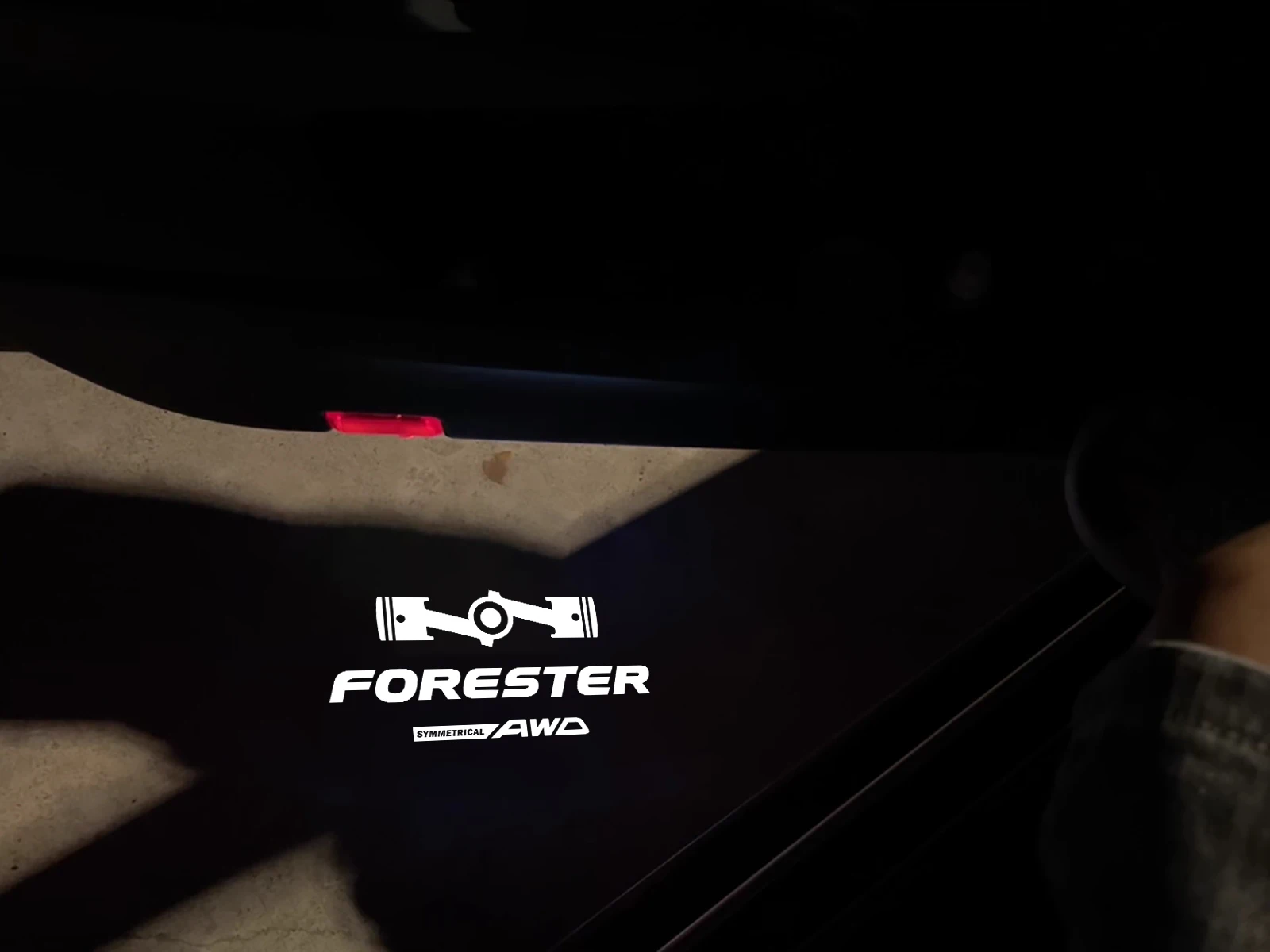 2Pcs Non‑Fading Ghost Shadow LED Car Door Logo Projector, Courtesy Welcome Puddle Lamp, Car Accessories for Forester