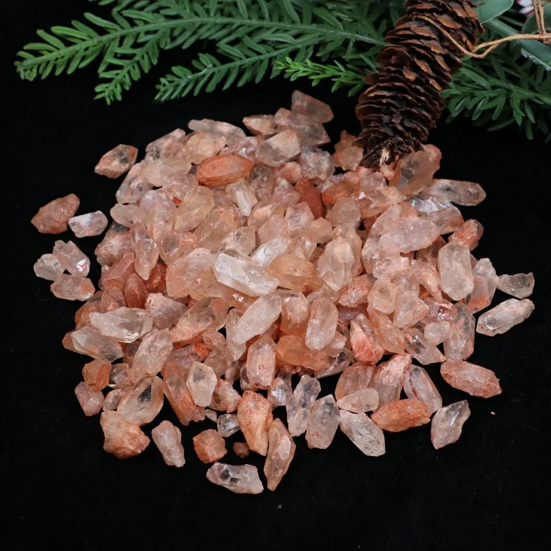 Natural Red Hematite Quartz Raw Point Stone, with Natural Red Inclusions, Home Decor, Suit for DIY, Healing Crystal