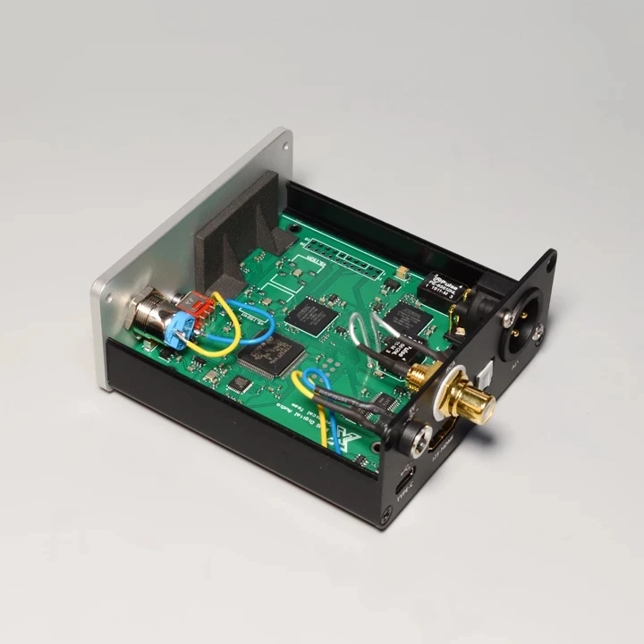 Original HIFI AF200 USB Digital Interface SPDIF Coaxial AES Optical I2S HDMI DSD1024 PCM768