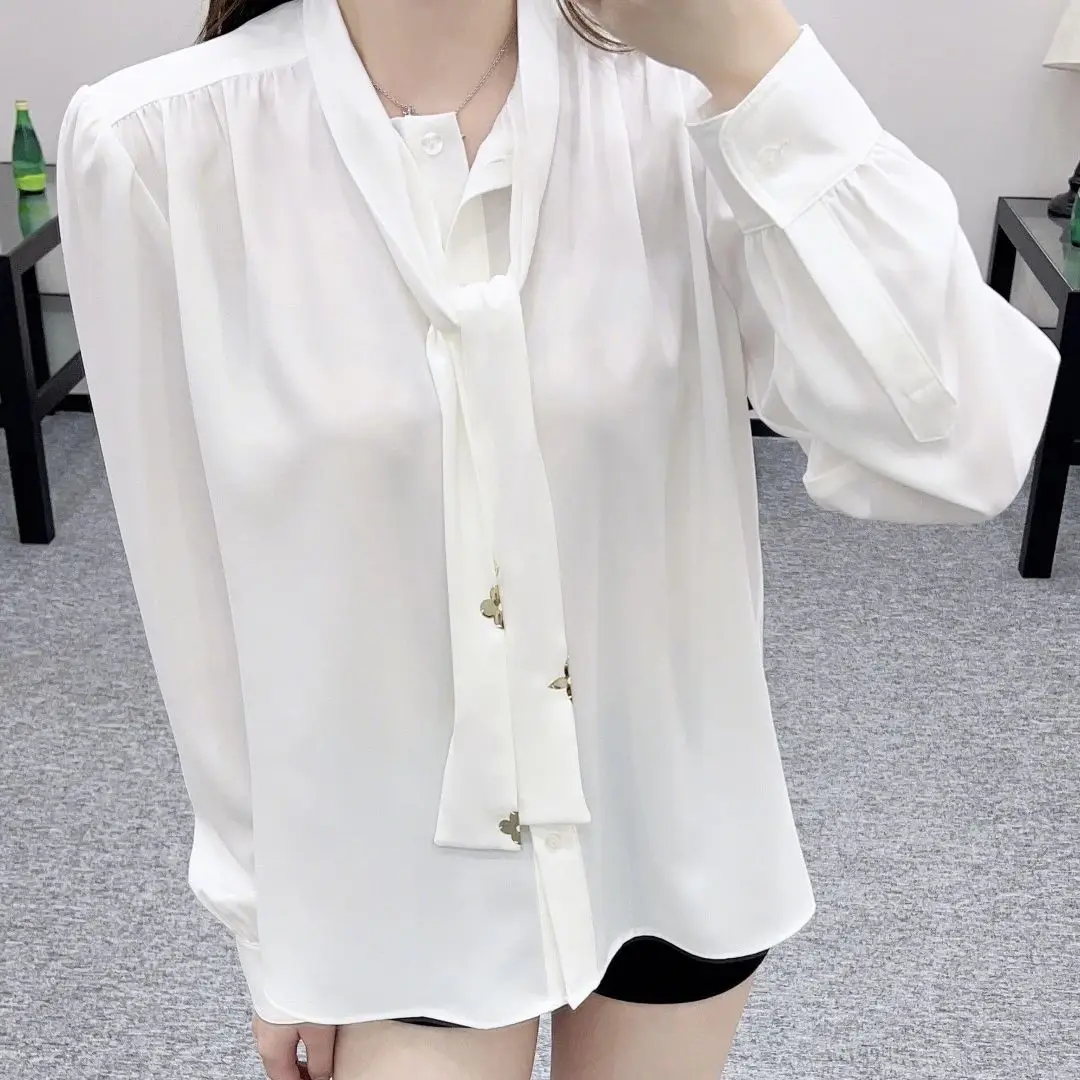 

2025 Commuter Floral Crimson Strap Collar Front Shoulder Shirt