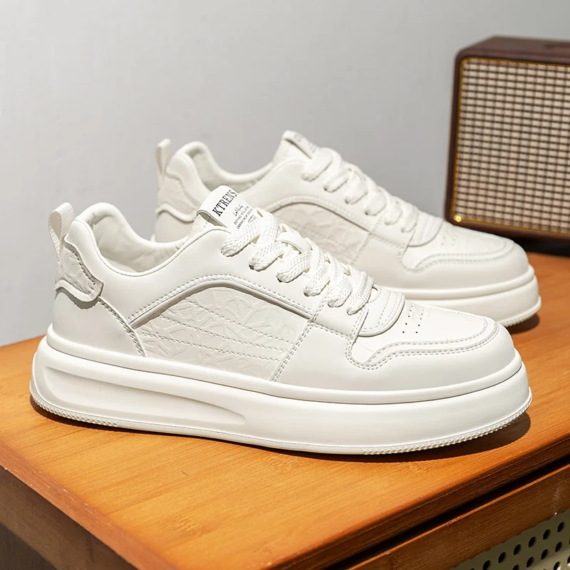 

Новые мужские осенние белые кроссовки 2025 года — дышащая повседневная обувь, стиль для пар, модные и бестселлеры