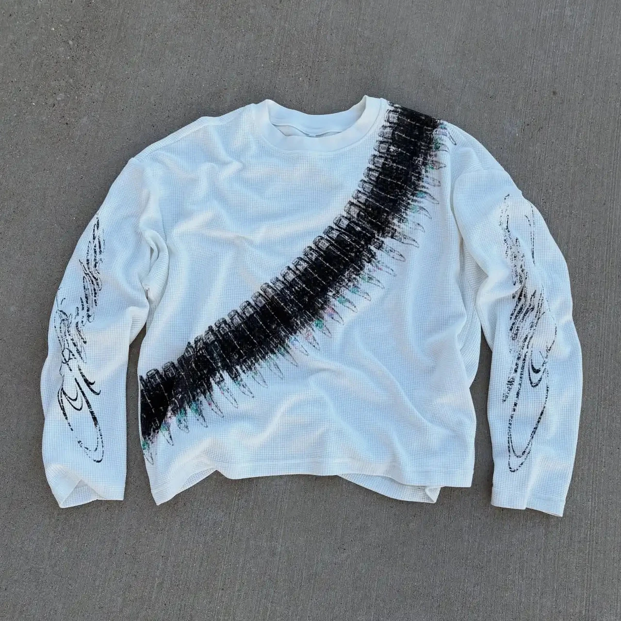 Gothic Retro Classic 2000s Bullet Print T-Shirt Y2K Hip-Hop Street Wear Loose T-Shirt Harajuku Round Neck Long Sleeved Top Emo