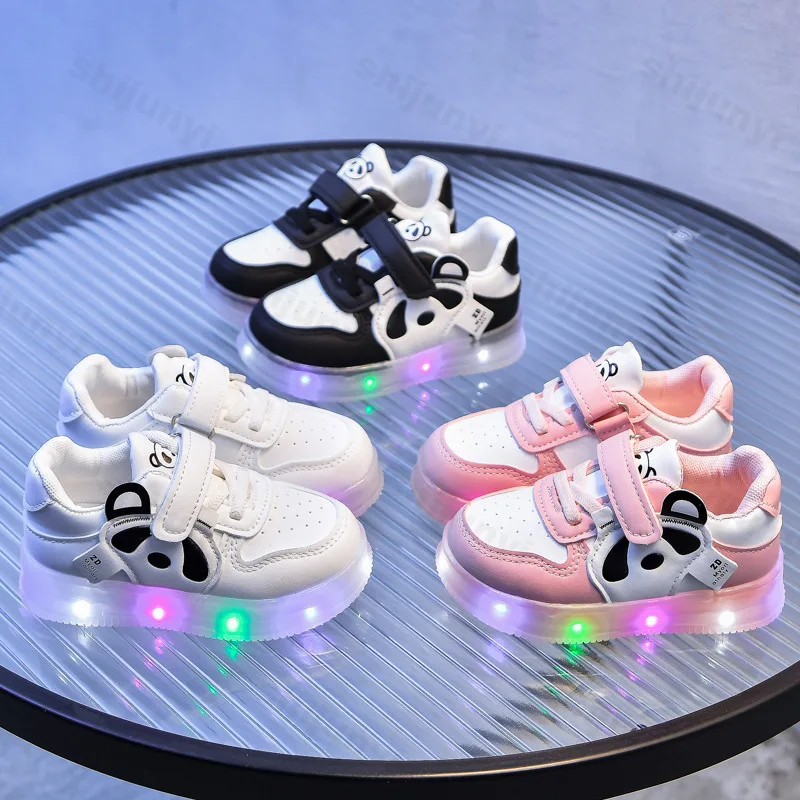 New 2024 Autumn Baby Girls Led Light Shoes Children\'s Sneakers Toddler Glowing Shoes Girls Outdoor Breathable Non-slip Flats