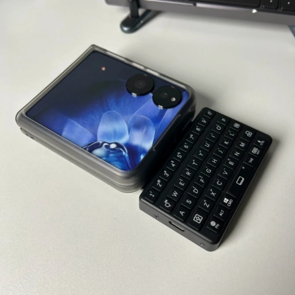 Magnetic Bluetooth Keyboard for Xiaomi Mix Flip