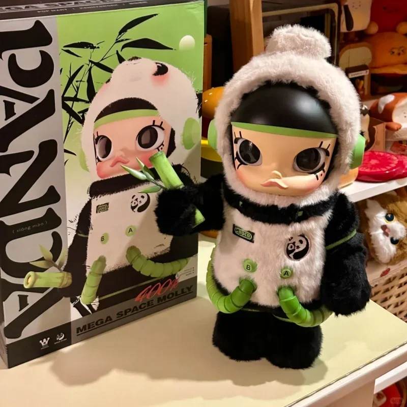 In Stock Cute Panda Molly Original Molly Panda Space Molly 400% Palmer House Action Figure Model Doll Ornament Toy Gifts