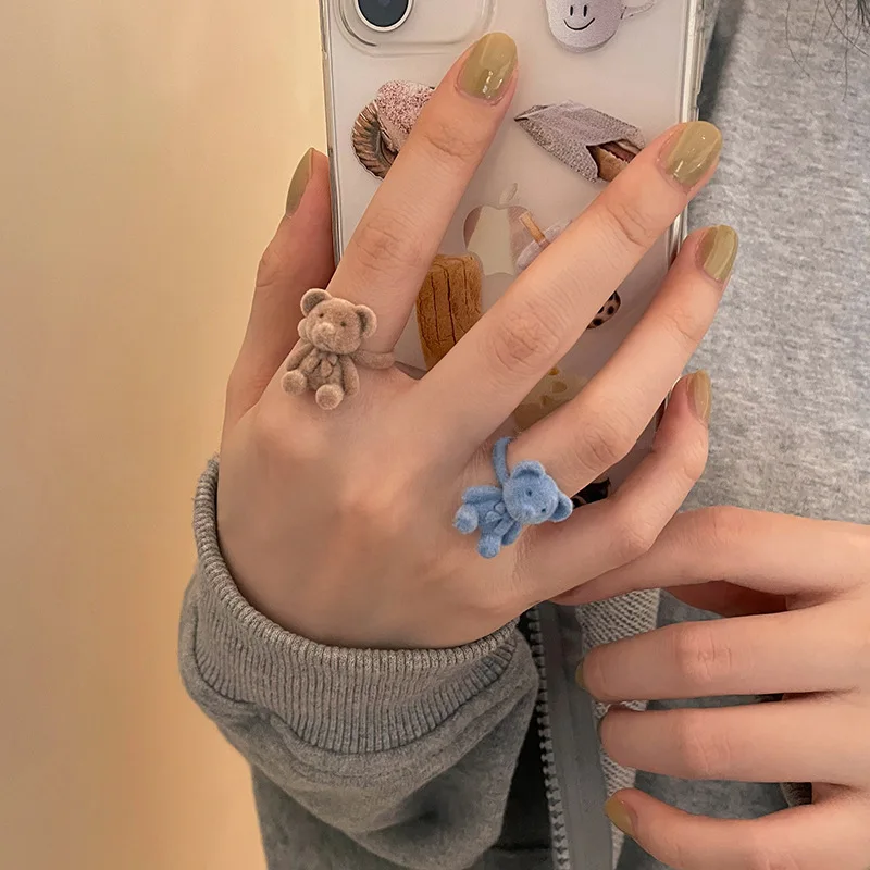 New Fall Winter Flocking Cartoon Rabbit Rings for Women Girls 2023 Vintage Velvet Korean Cute Bear Adjustable Finger Ring Gift