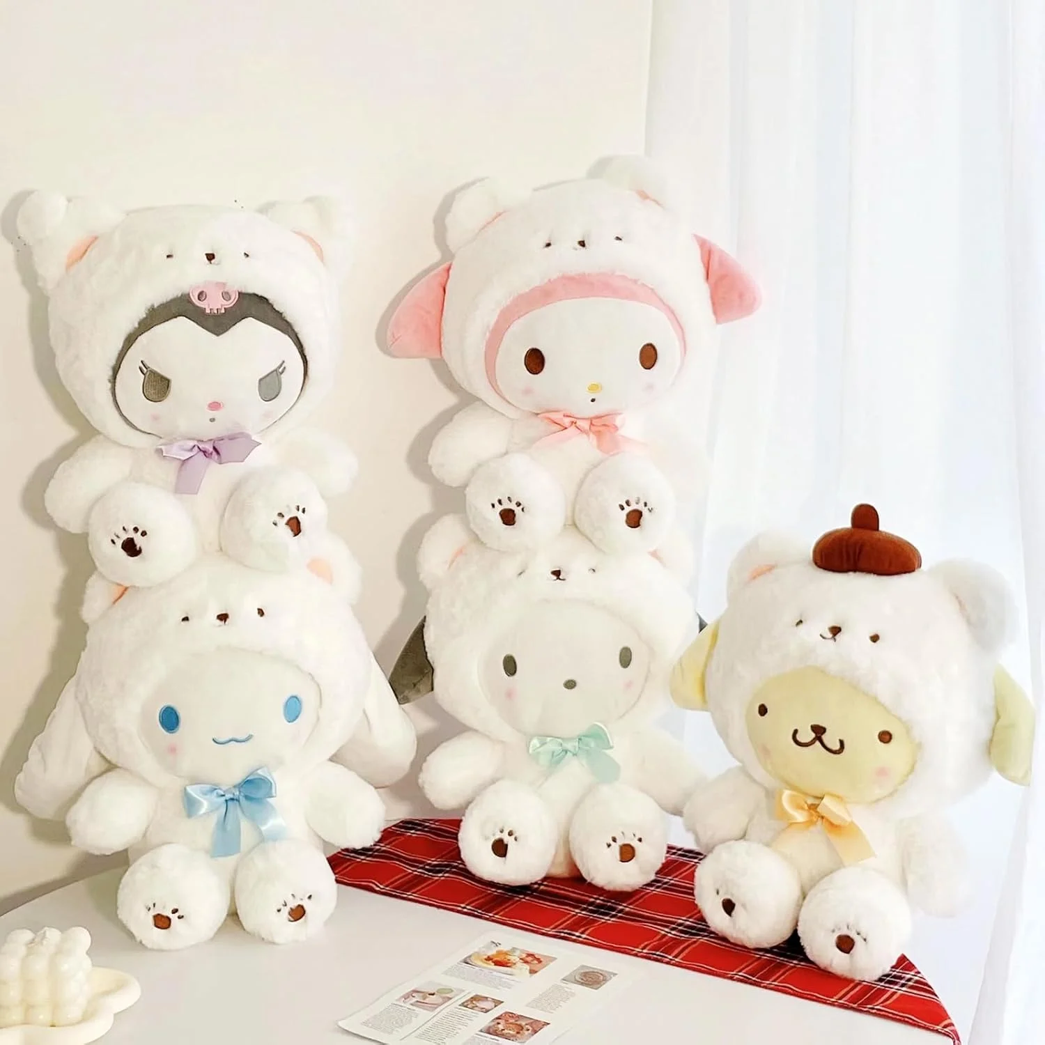 Muñeco de Peluche de 20 cm con Gorro y Suéter Tejidos, Kuromi, My Melody, Cinnamoroll, Pochacco, Pompompurin, Figura de Anime Suave, Regalo