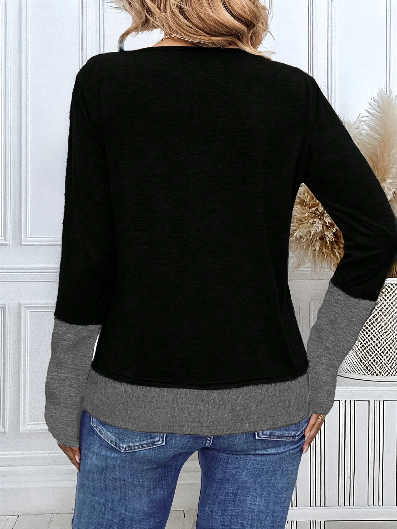 Langärmliges Color-Block-Tunika-Oberteil für Damen in Übergröße für den trendigen Alltag. – Detail 2