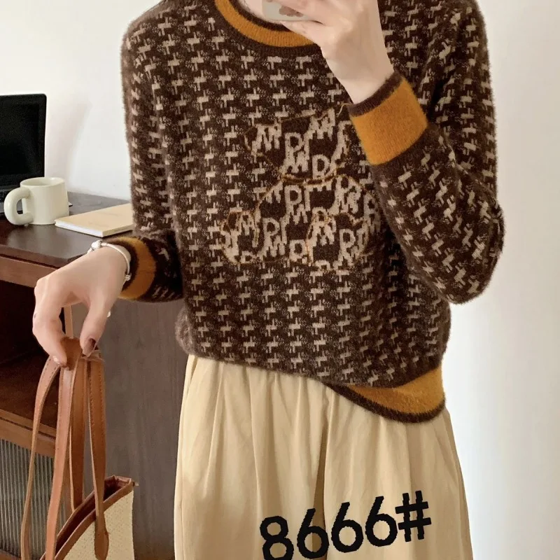 Women's Loose Sweater 2025 Autumn and Winter New Style Spliced   pullover Round Neck Style Knitted Top