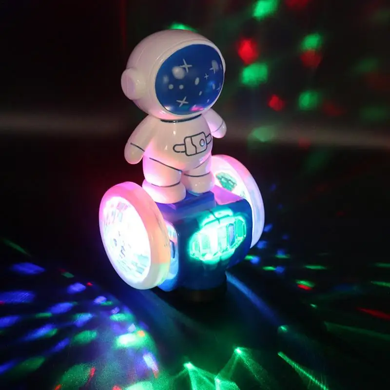 Illumina i giocattoli per bambini Musica elettrica Astronauta Equilibrio Auto giocattolo Auto illuminata attivata dal movimento per bambini Luce colorata Pressa e