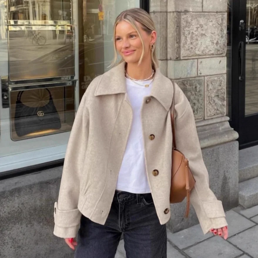 

Vintage Women's Autumn Woolen Jacket Turn Down Collar Single Breasted Overcoat Thickened Minimalist Coat