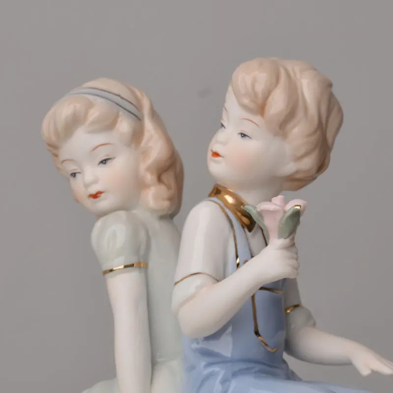 Cute boys and girls ornaments creative gifts bedroom partition arrangements broadcasters  creative accessories