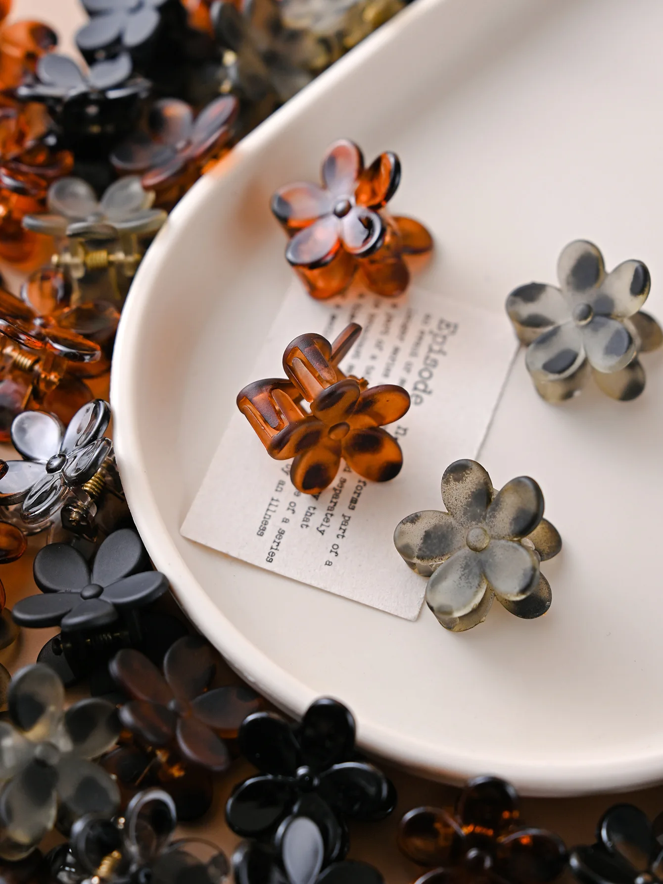 10pcs Vintage Leopard Print Mini Flower Hair Claw Clip Cartoons Sweet Colorful Side Bang Clip Hairpin Barrette Hair Accessories