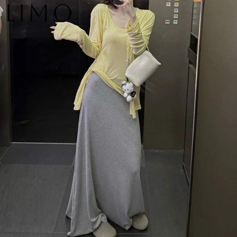 

LIMO 2025 Spring Summer New Arrival Trendy Maxi Skirt with Back Slit Flowy Relaxed Fit Casual Minimalist Elegant Luxury
