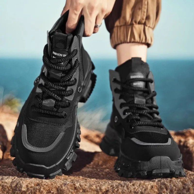 Men's High-top British Style Retro Tooling Boots Outdoor Mountaineering Desert Combat Rhubarb Boots Fad Man Shoes Zapatos Hombre - Image 4