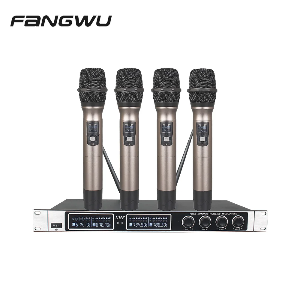 Wholesale 4 Channels Wireless Lavalier Mic Microphone With A Lapel