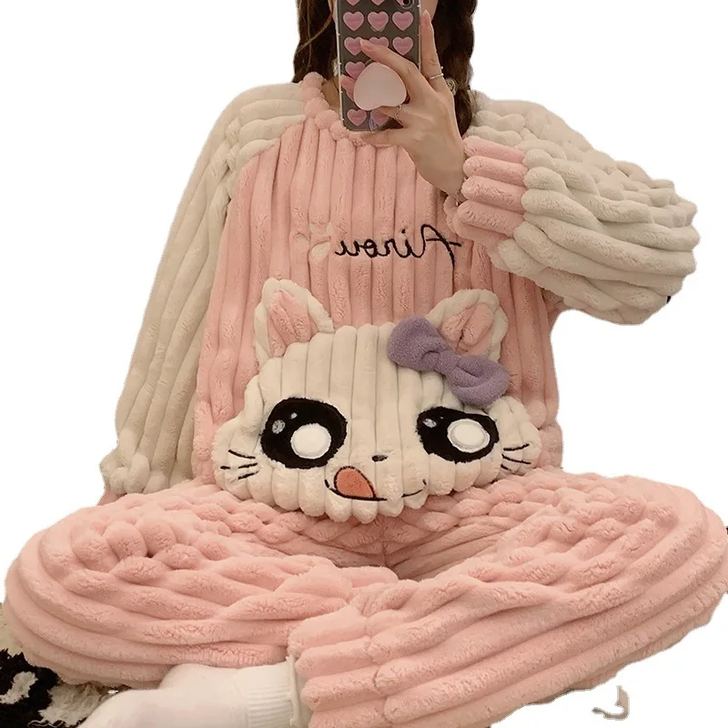 Autumn Winter Warm Flannel Women Long Pajama Sets Thick Coral Fleece Cute Girl Cartoon Sleepwear Flannel Female Pajamas Fashion