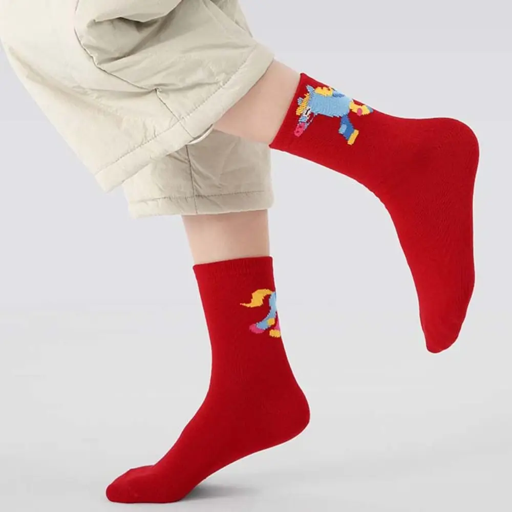 Calcetines de Año Nuevo para niños de estilo chino, calcetines rojos de Año del Caballo de buena suerte con dibujos animados, calcetines rojos divertidos para niños, celebración de Año Nuevo