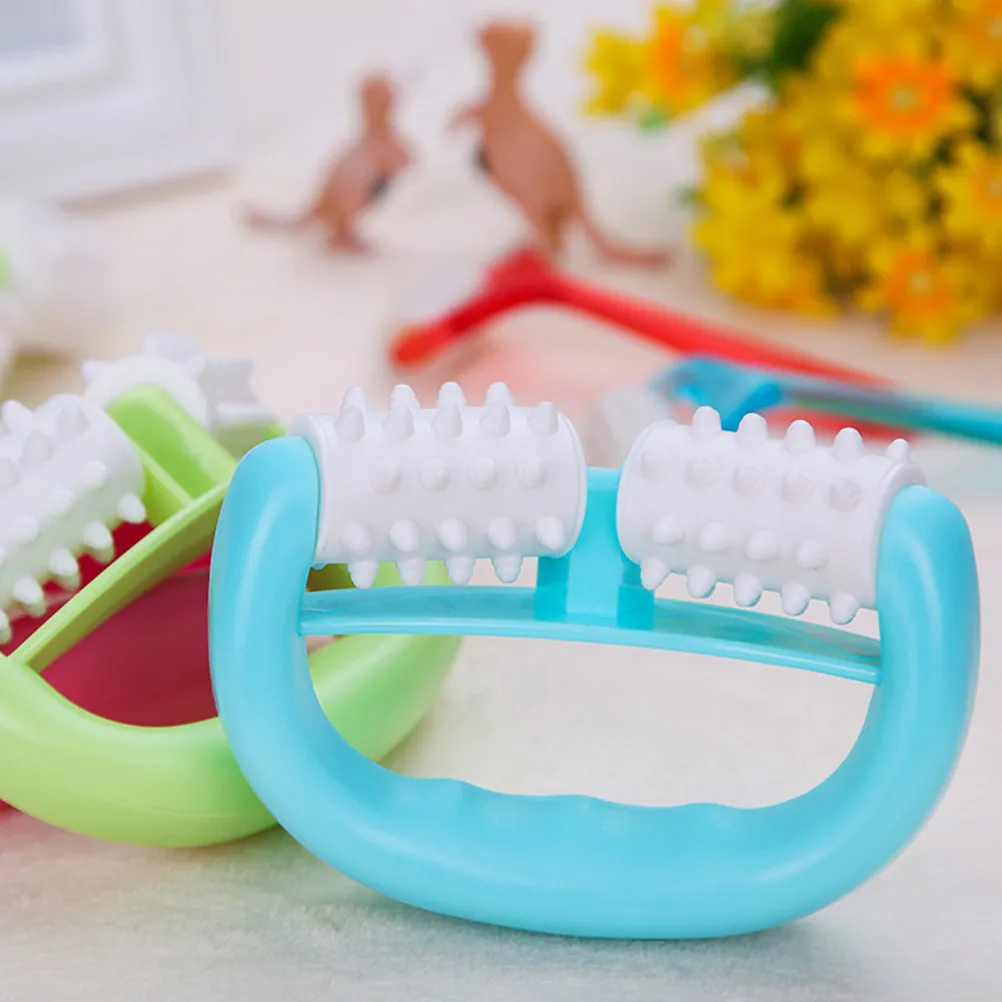 

Type D Cellulite Massager Body Roller Brush Blue Comfortable Grip Handle Rotating Rubber Spiral Oil Use Abdomen