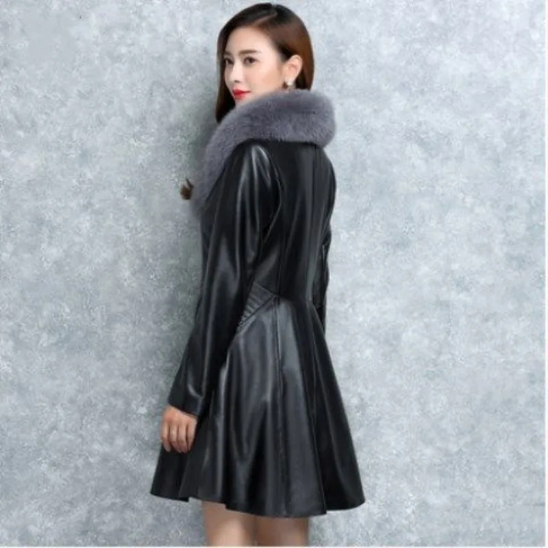 2023 Plus Size Black PU Leather Jacket Women's Long Sleeves Faux Fur Collar Winter Coat Slim High Quality Mid-length Trench Coat